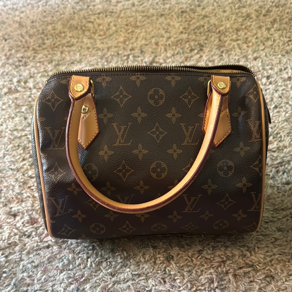 Louis Vuitton Brown Satchel with Iconic Monogram - Picture 2 of 7